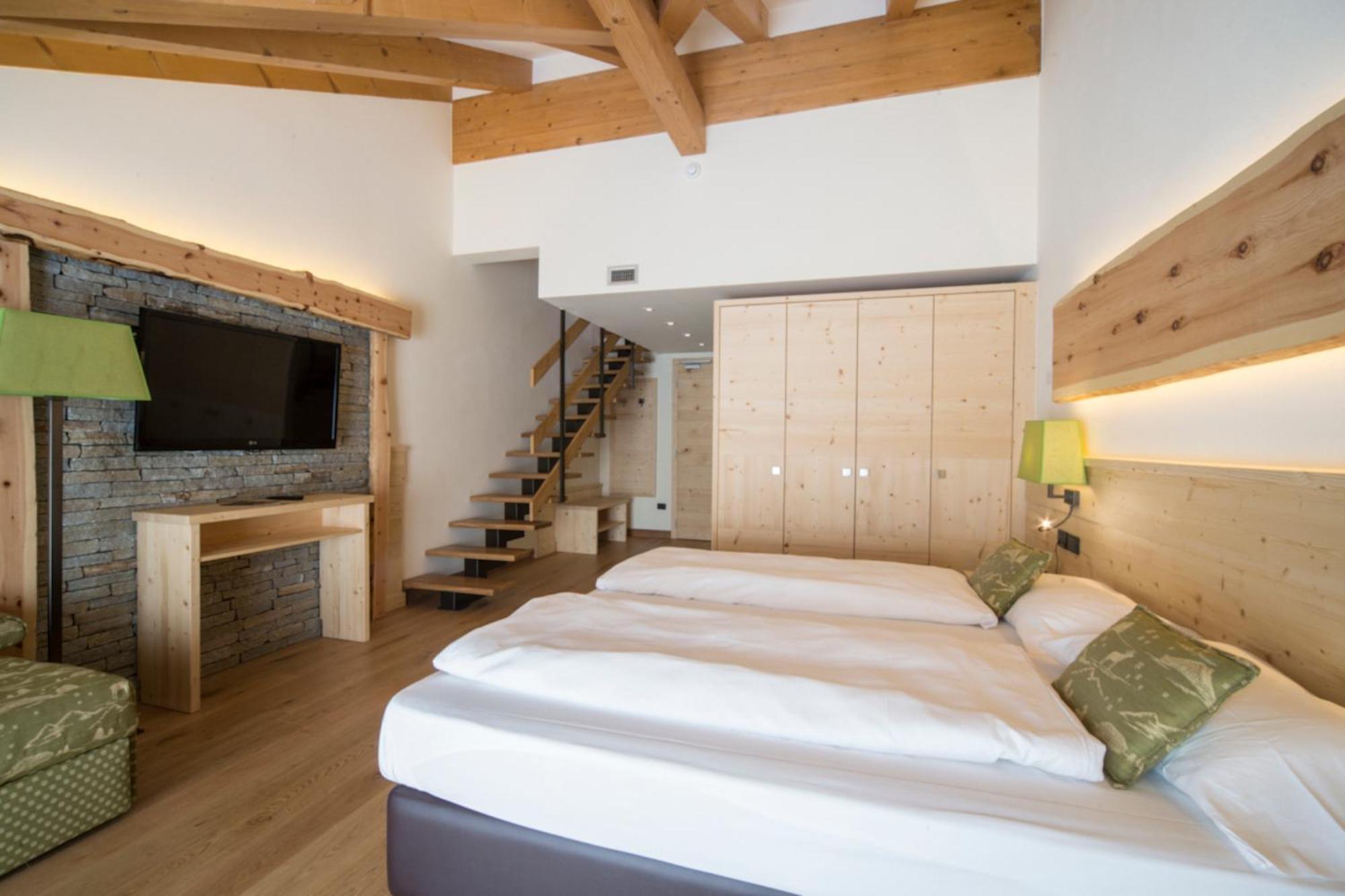 Alpholiday Dolomiti Wellness & Family Hotel Дімаро Номер фото