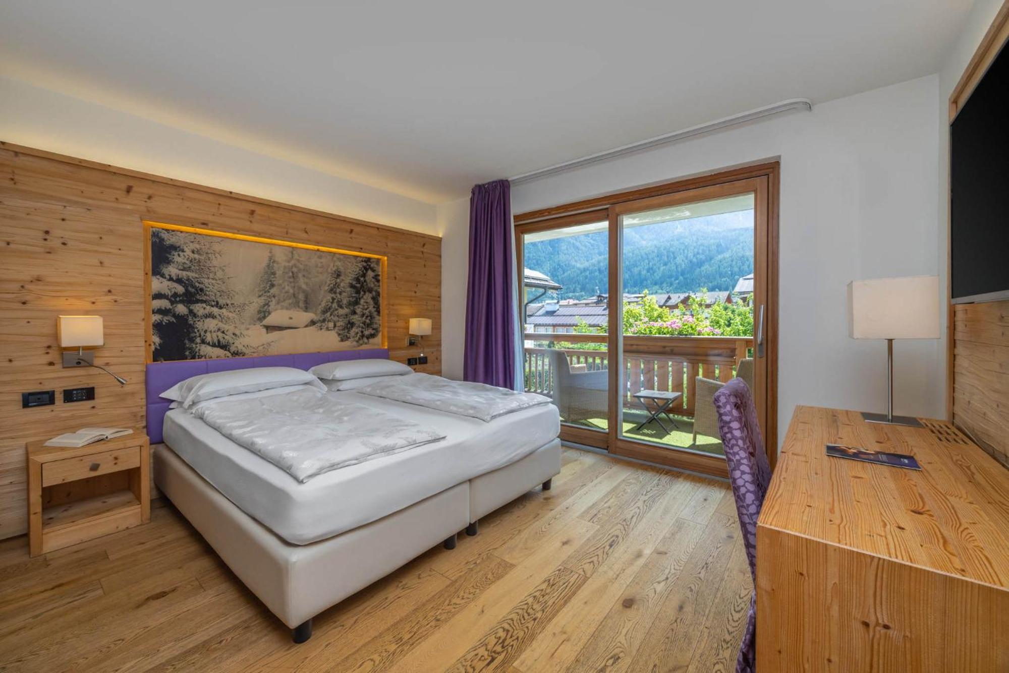 Alpholiday Dolomiti Wellness & Family Hotel Дімаро Номер фото