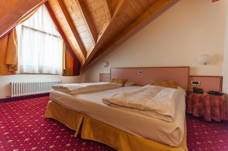 Alpholiday Dolomiti Wellness & Family Hotel Дімаро Екстер'єр фото